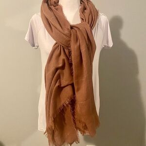Blush scarf with gold accents woven throughout